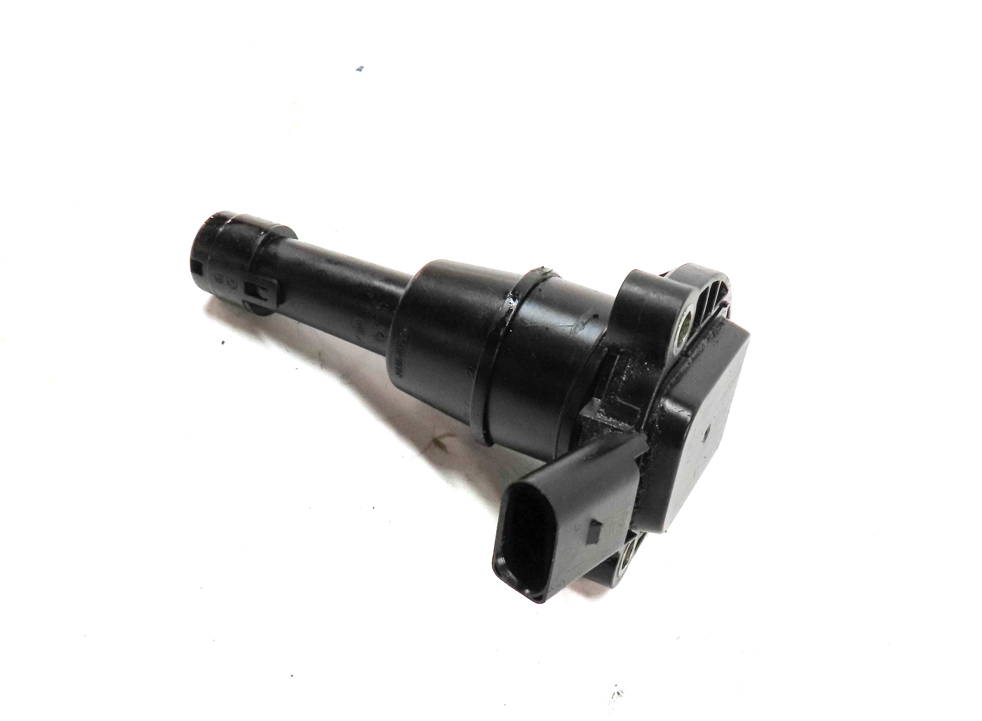 2015 AUDI S3 (8V) 2.0L (CYFB) ENGINE MOTOR OIL FLUID LEVEL SENSOR SENDING UNIT — exact item pictured